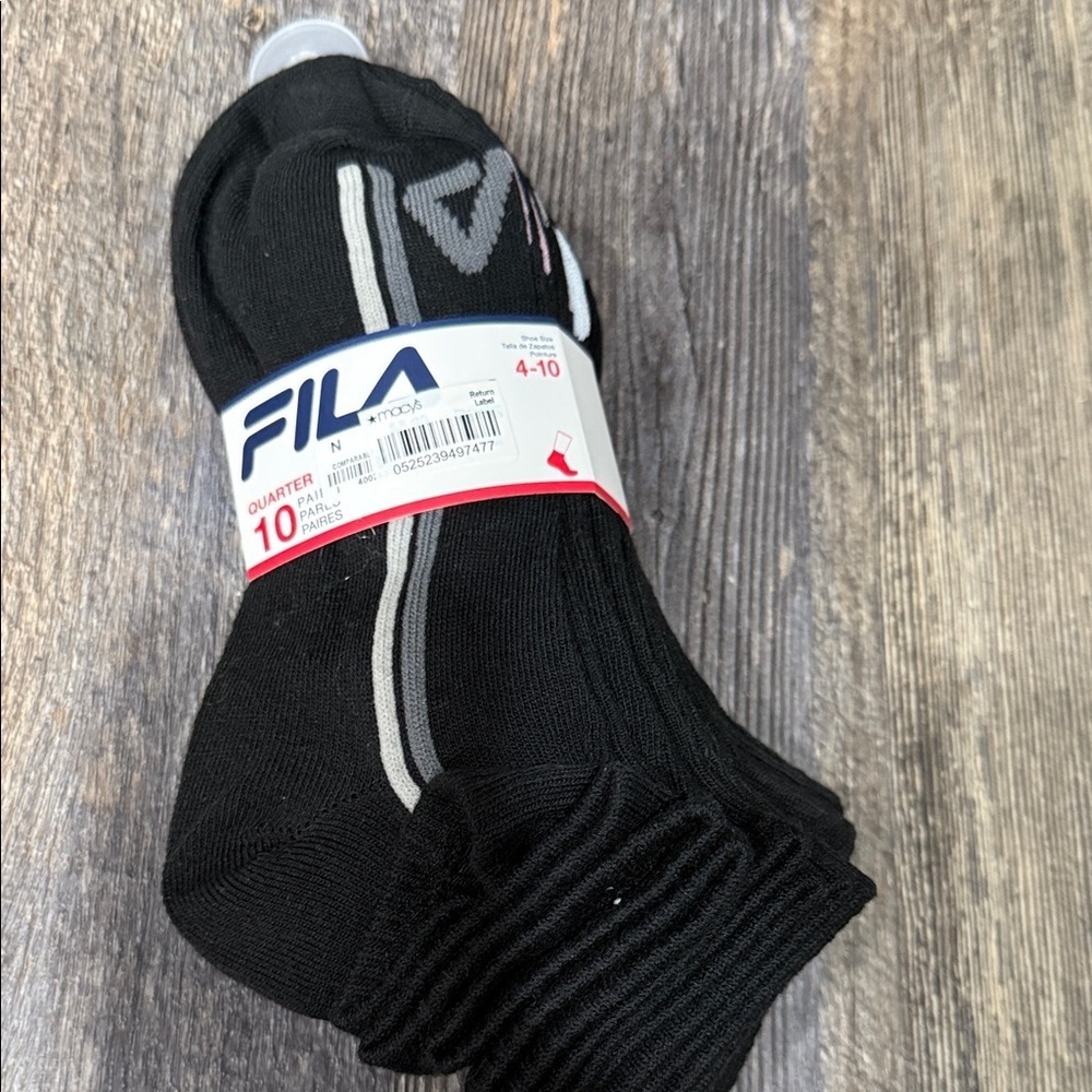10 pair Fila WoMen's Black and Gray Athletic Socks